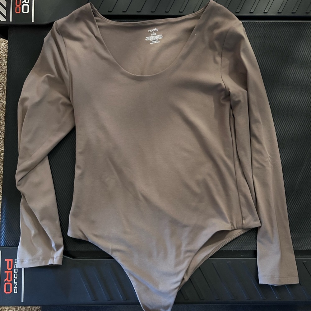 Nuuds long sleeve body suit